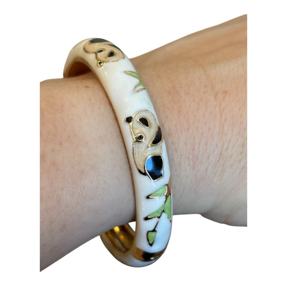 Vintage Cream Hinged Jiu Long Xing Bracelet Enamel Panda and Bamboo
